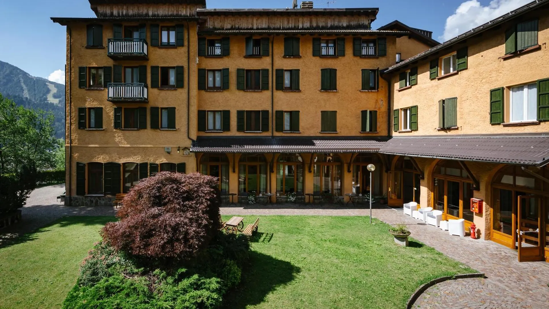 ホテル Villa Luzzago ポンテ・ディ・レーニョ